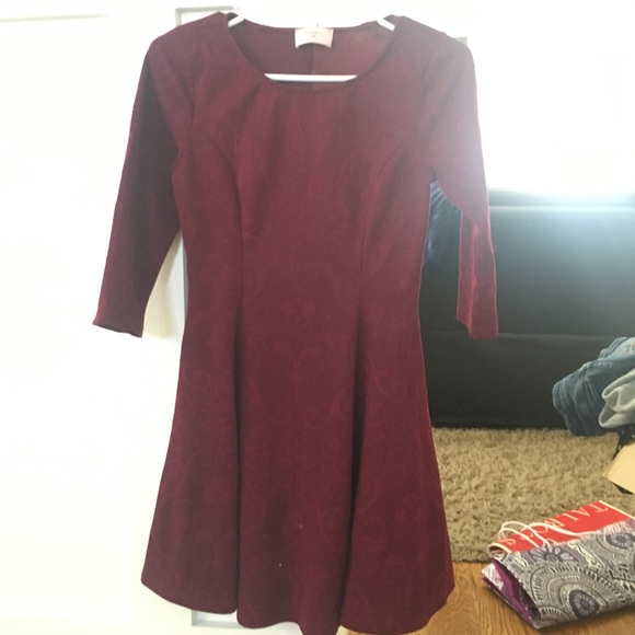 Burgundy Everly Dress - Picture 1 of 7